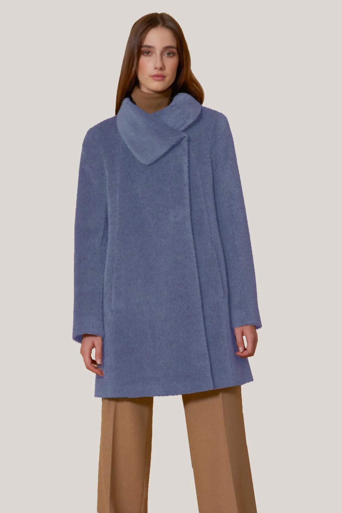 Alpaca & Wool Coat with Petal Collar 86001