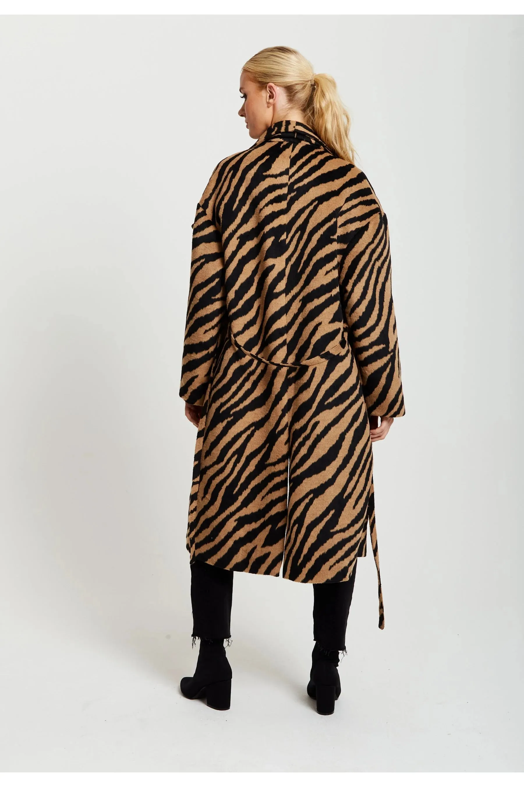 Liquorish Zebra Print Longline Coat In Mustard And Black