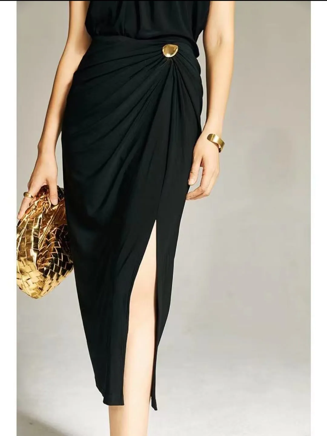 O230054 Slim Slit Skirt *Backorder